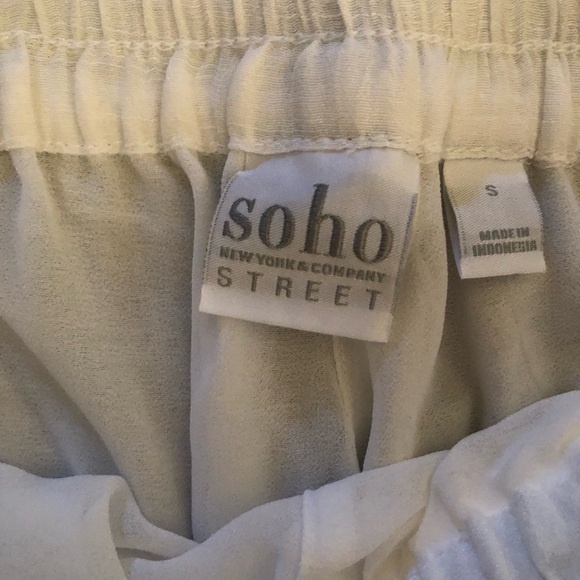 New York and Company Soho Street White Wide Sheer Leg Gauze Pants Size Small NWT - Picture 4 of 14